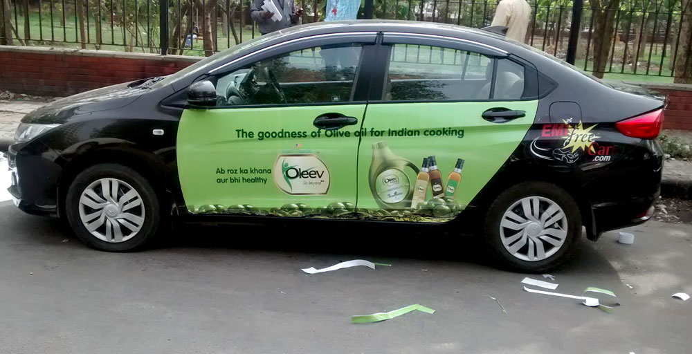 Olive Oil car advertisement in New Delhi