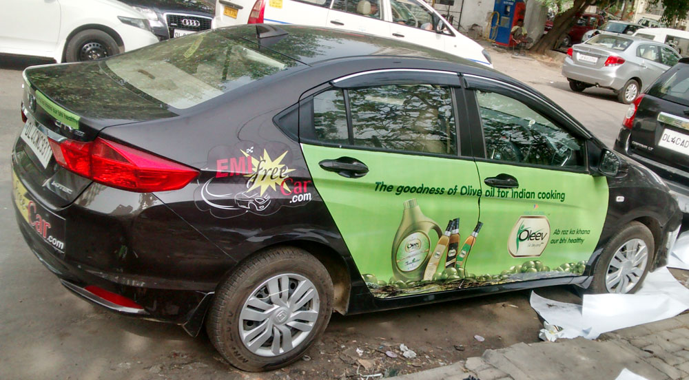 Olive Oil car advertisement in New Delhi