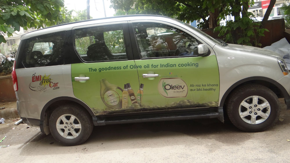 Olive Oil car advertisement in New Delhi