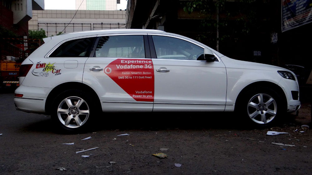 vodafone Advertising on Car